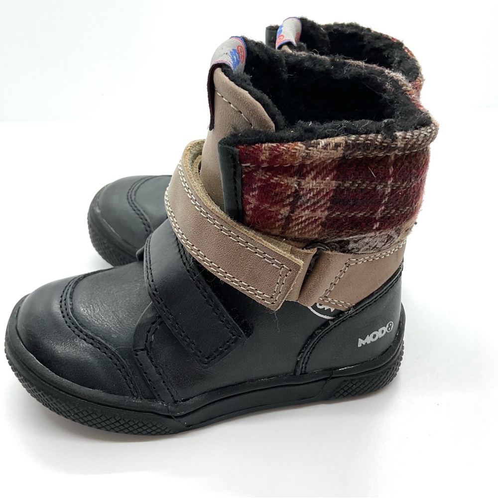 Mod 8 from France kids black leather boot w tartan fabric cuff. NWB